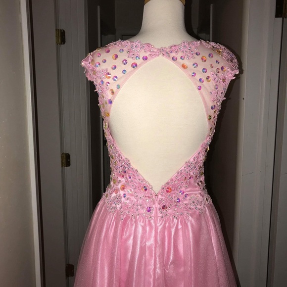 Angela and Alison Gown Size 6 - Picture 2 of 3